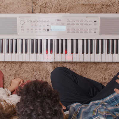 YAMAHAヤマハ 光る電子キーボード 61鍵盤EZ-310 楽天市場】ヤマハ YAMAHA 電子キーボード [61鍵盤] EZ-310