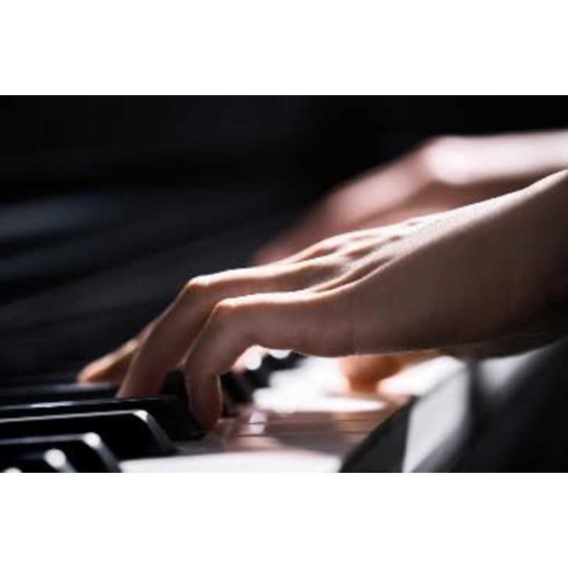 ヤマハ　YAMAHA ヤマハ　YAMAHA 電子ピアノ Clavinova ( クラビノーバ ) CLP800 シリーズ ホワイトウッド調［88鍵盤］ CLP-825 WH CLP-825 WH