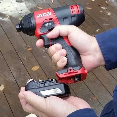 リョービ 充電式インパクトドライバー 10.8V BID-1110L1 の通販 