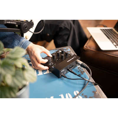 オーディオテクニカ USBオーディオミキサー AT-UMX3 の通販 オーディオテクニカ USBオーディオミキサー AT-UMX3 の通販