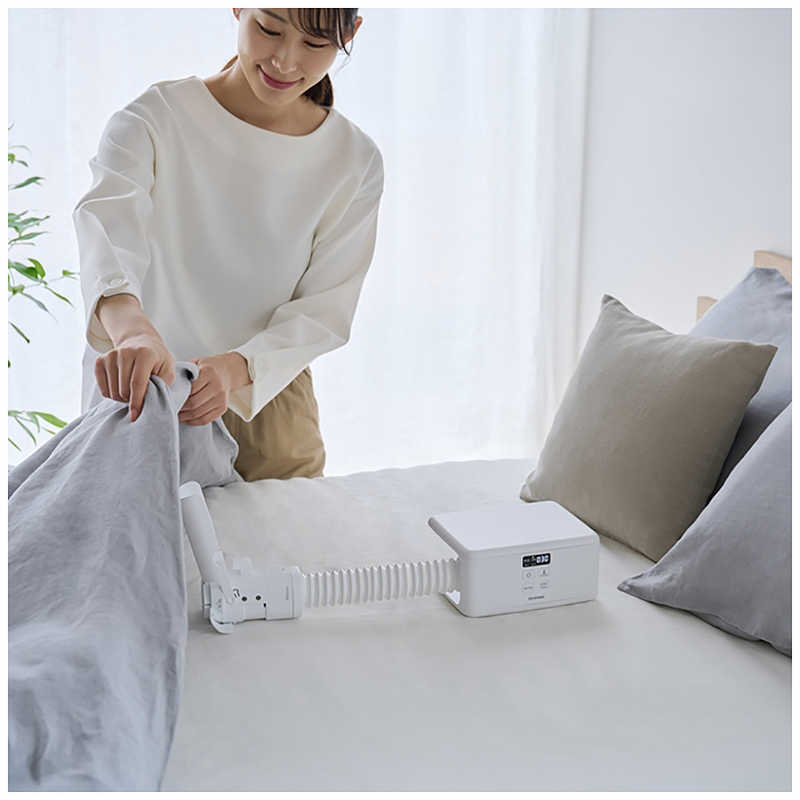 アイリスオーヤマ　IRIS OHYAMA アイリスオーヤマ　IRIS OHYAMA 小型ふとん乾燥機 BSK-110-W BSK-110-W