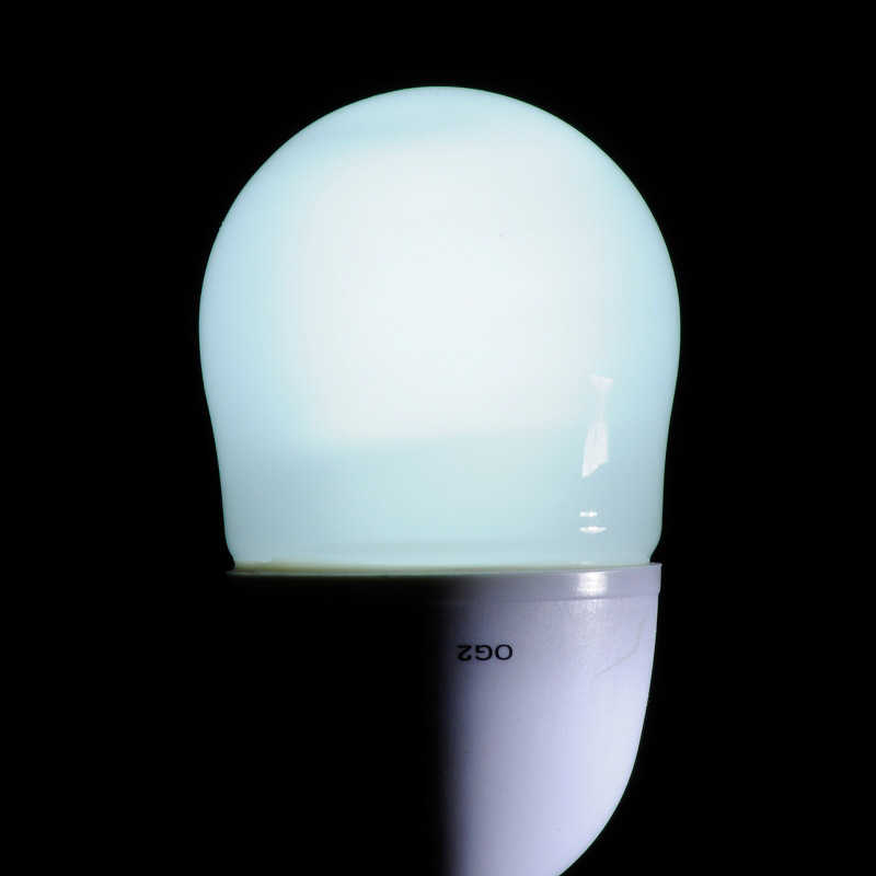 オーム電機 オーム電機 電球形蛍光灯 E17 40形相当 エコなボール 昼光色 EFA10ED/8-E17N EFA10ED/8-E17N
