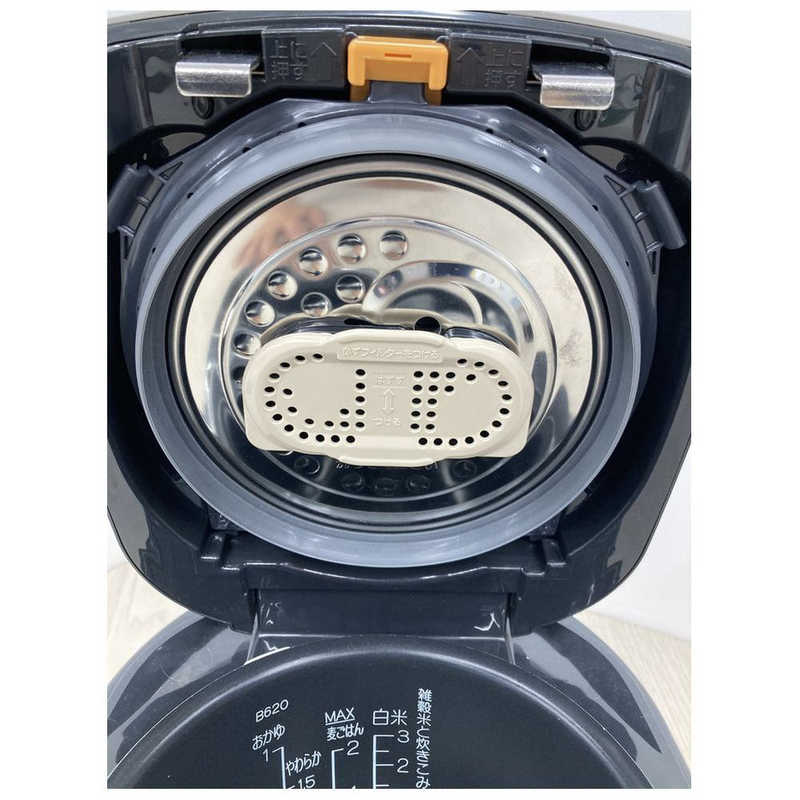 象印マホービン　ZOJIRUSHI 象印マホービン　ZOJIRUSHI 炊飯器 3合 極め炊き 圧力IH ブラック NP-RT05-BA NP-RT05-BA