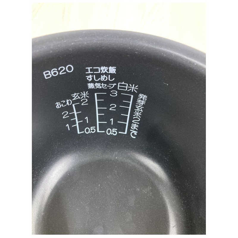象印マホービン　ZOJIRUSHI 象印マホービン　ZOJIRUSHI 炊飯器 3合 極め炊き 圧力IH ブラック NP-RT05-BA NP-RT05-BA