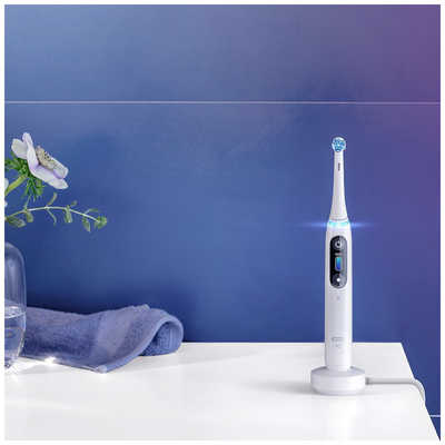 Oral-B iOシリーズ8 電動歯ブラシ 本体 ホワイトアラバスター 電動歯ブラシ ブラウンオーラルB 公式 | iO8（ホワイトアラ