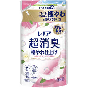 P＆G レノア 超消臭 極やわ仕上げふんわり ブロッサムの香り 詰め替え用 330mL レノアブロツサムカエ
