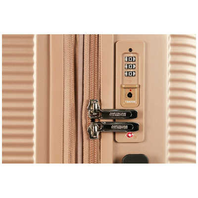 アメリカンツーリスター　AmericanTourister【アメリカンツーリスター】 ROBOTECH ( ロボテック ) 機内持ち込みサイズ ゴールド [TSAロック搭載]　QO8*16008 アメリカンツーリスター AmericanTourister【アメリカンツーリスター