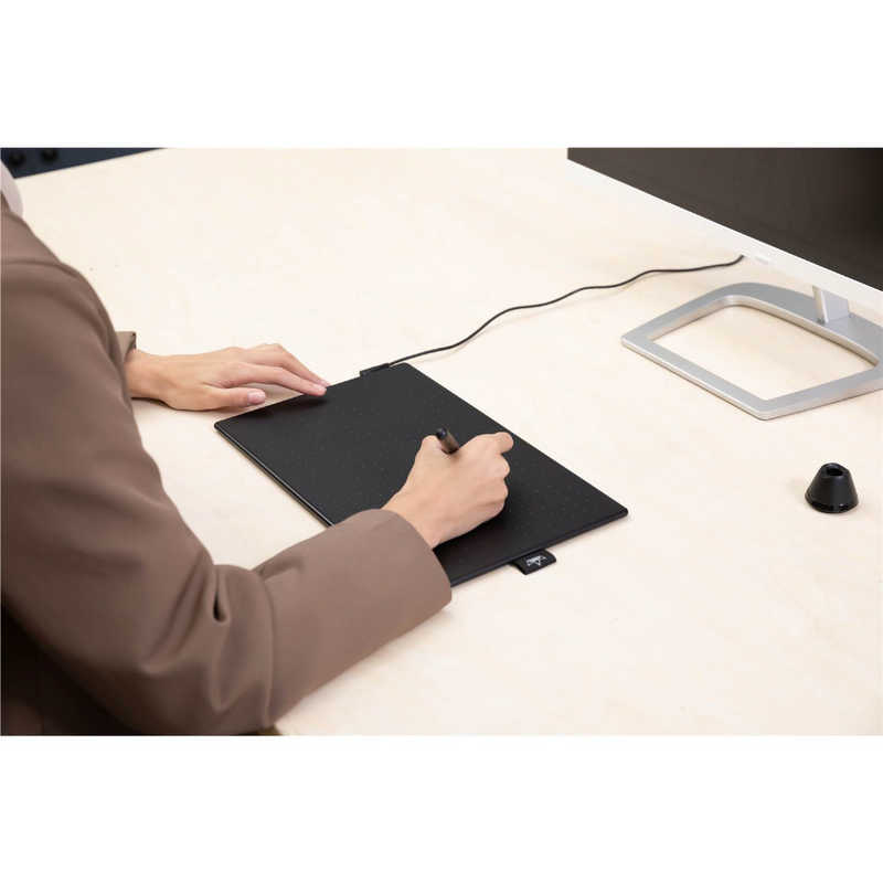 HUION HUION Inspiroy RTP-700 コスモブラック RTP-700-K RTP-700-K