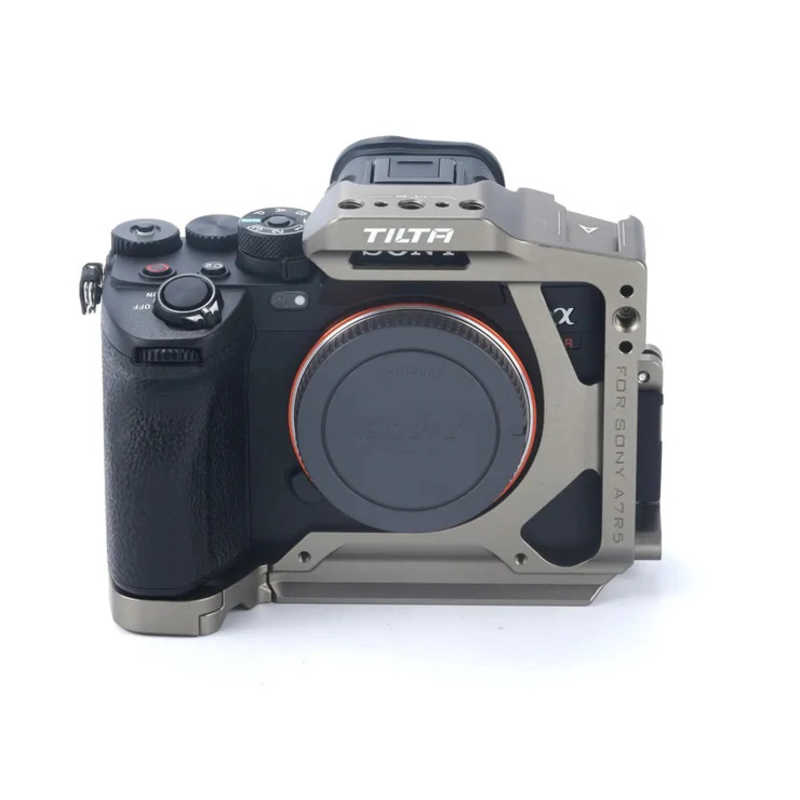 TILTA TILTA Half Camera Cage for Sony a7R V - Titanium Gray TAT46HCCTG TAT46HCCTG