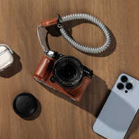 【美品】 FUJIFILM X-M5 シルバー Smallrig ケース付き SMALLRIG FUJIFILM X-M5用カメラレザーハーフケースキット SR4879 の