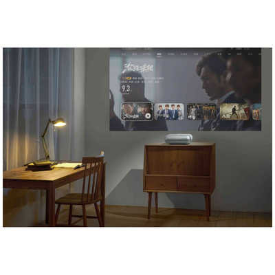 JMGO 「もうプロジェクターにスペースは要らない」コンパクトな超短