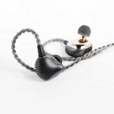 SHANLING 5ドライバーハイブリッドイヤホン ME600 の通販 - カテゴリ