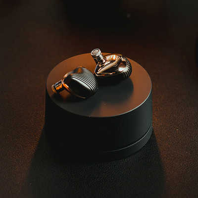 SHANLING 5ドライバーハイブリッドイヤホン ME600 の通販 - カテゴリ