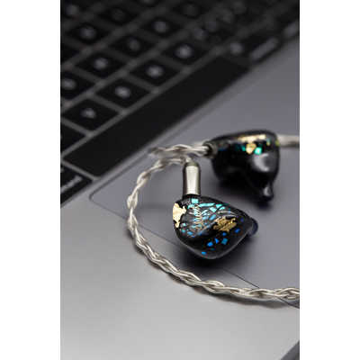 KINERAIMPERIAL イヤホン カナル型 Skuld SKULD の通販 KINERAIMPERIAL イヤホン カナル型 Skuld SKULD の通販