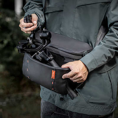 PGYTECH OneMo スリングバッグ 7L (グレーカモフラージュ