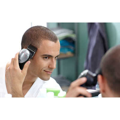 フィリップス　セルフヘアカッター　QC5582/15 終盤品 Headgroom セルフヘアーカッター QC5582/15 | Philips